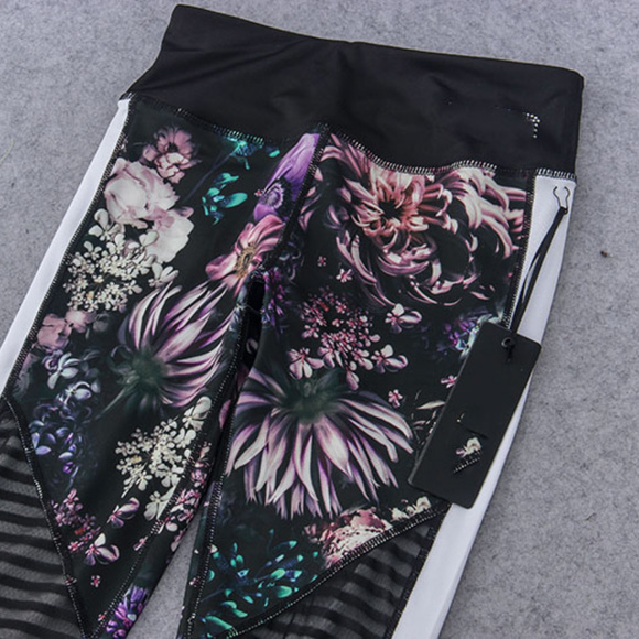 New BEBE Floral Long Leggings Yoga pants S M - Picture 5 of 8